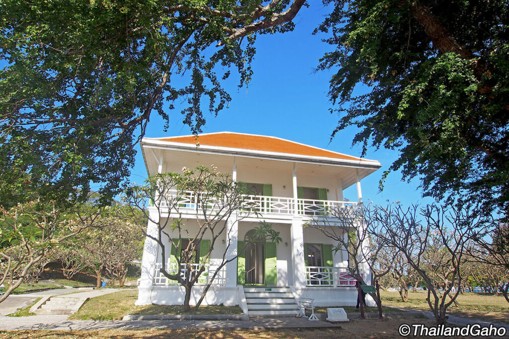 シーチャン島　王宮