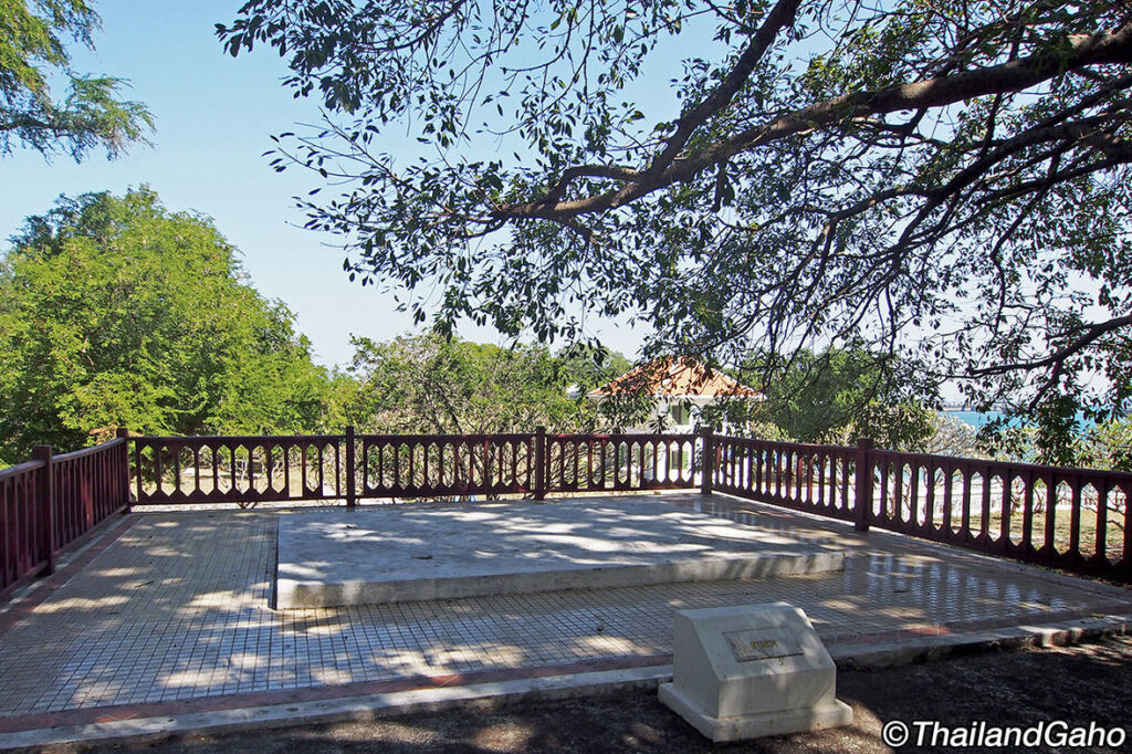 シーチャン島　王宮