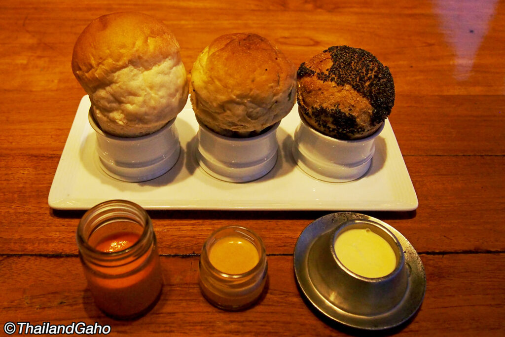 ツリートップス　パン