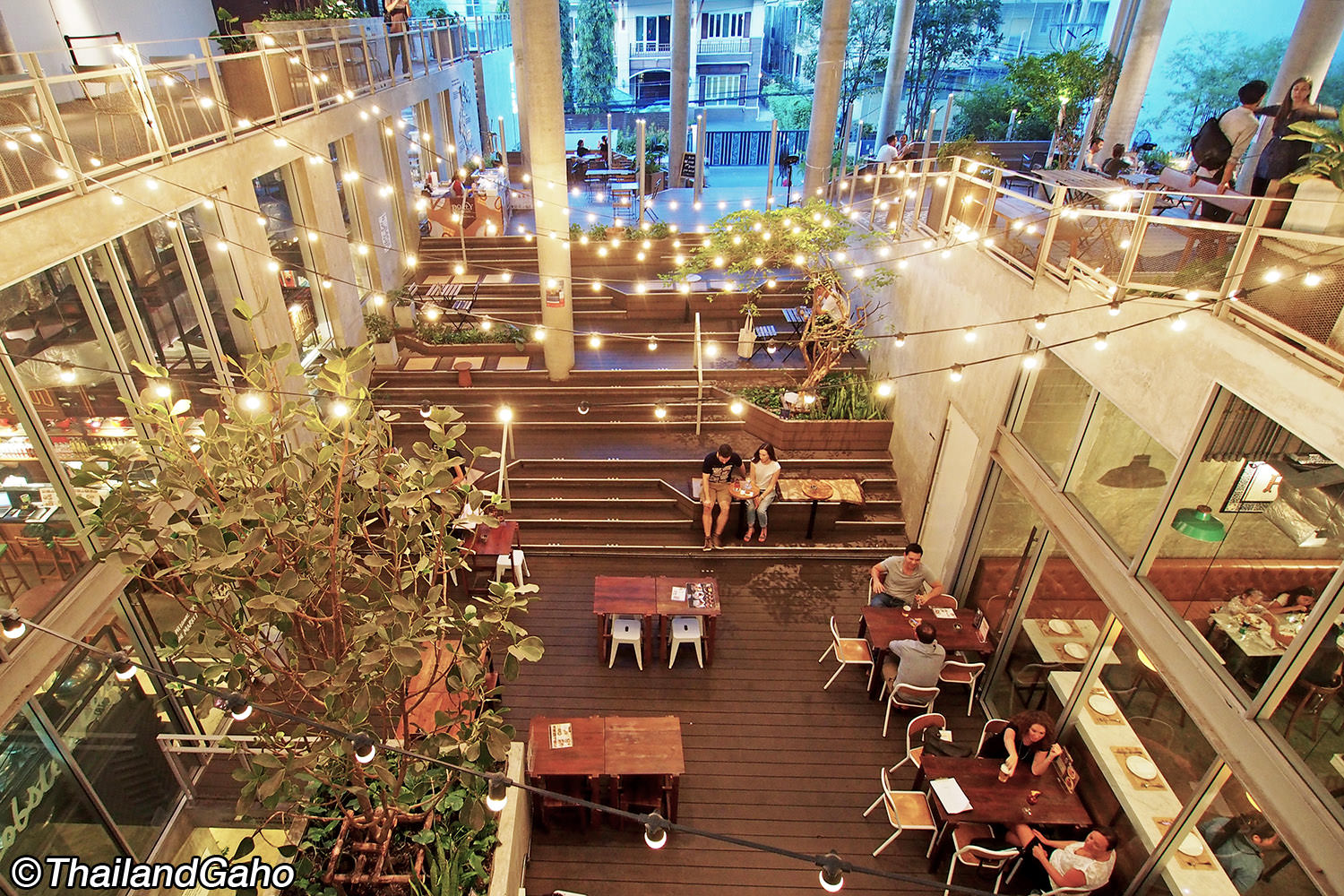 バンコク おすすめ カフェ ログ  (Bangkok Café Log)