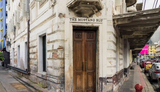 ムスタングブルー カフェ（The Mustang Blu Cafe）バンコク中華街の古い洋館