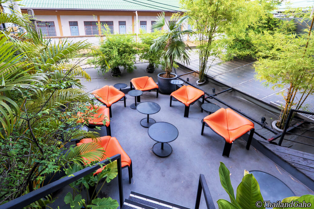 EAT ME レストラン バンコク