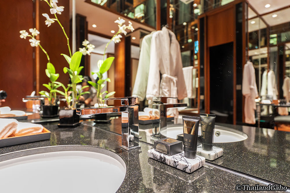 ザ・スコータイ・バンコクのバスルーム