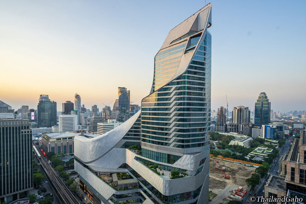 チットロム・プルンチット 高級モール