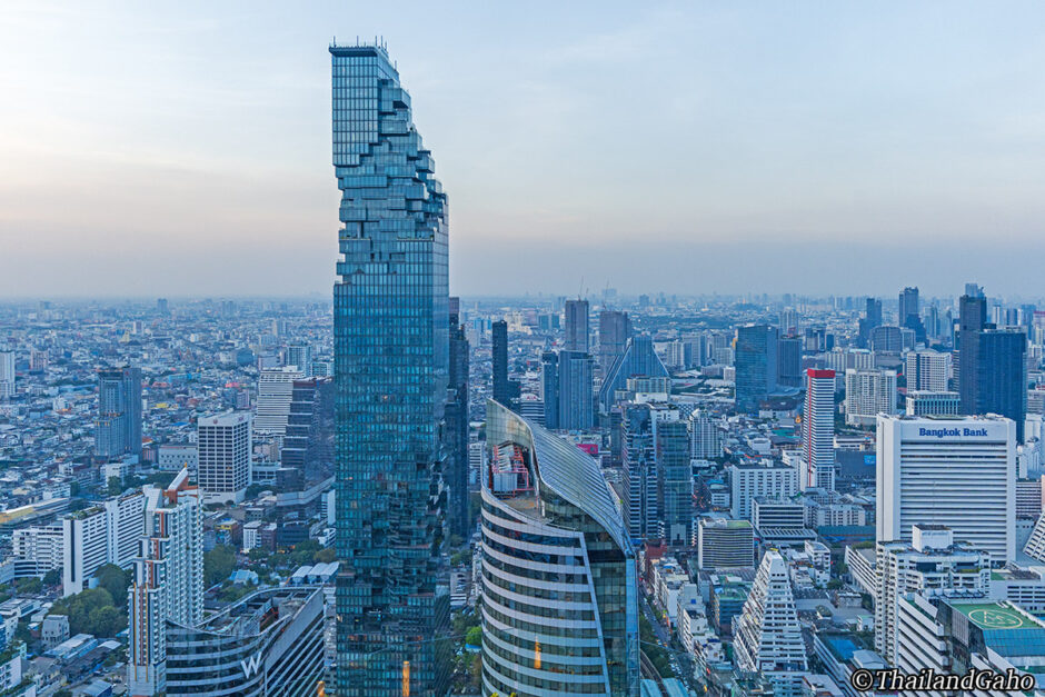 バンコク　シーロム　サトーン