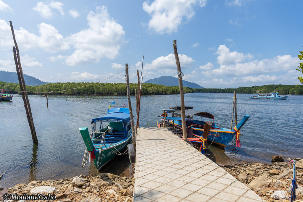 プラトーン島行きボート乗り場