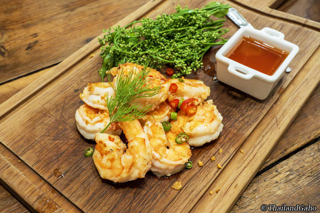 予約困難店　ロー・リビング・スペース