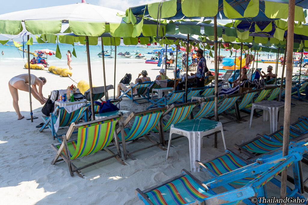 ターウェンビーチ・パラソル