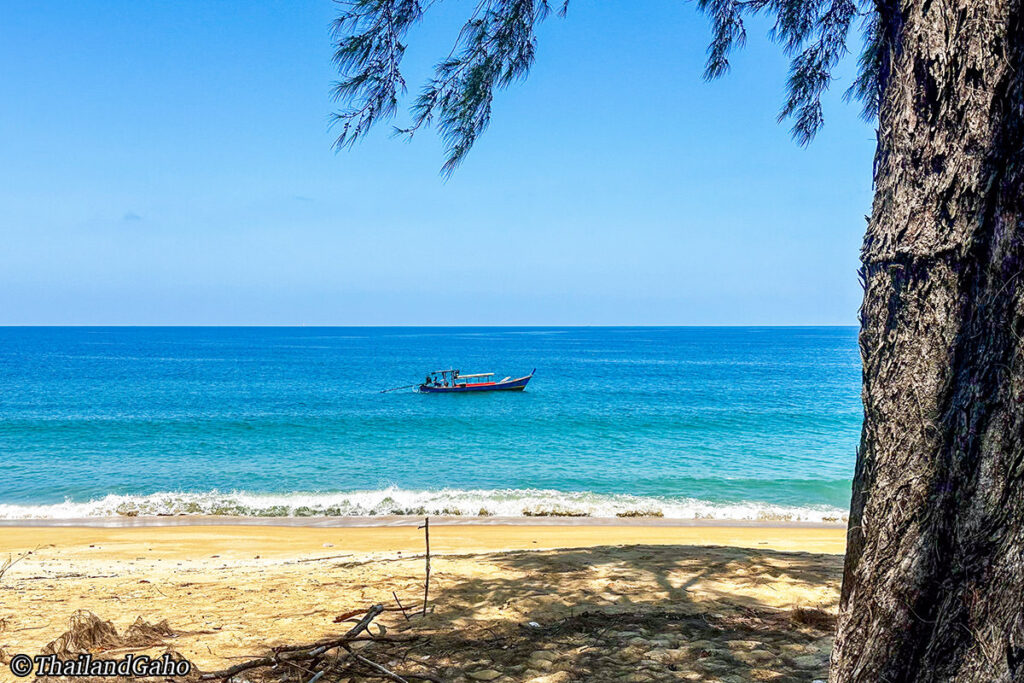 ラー島　ビーチ