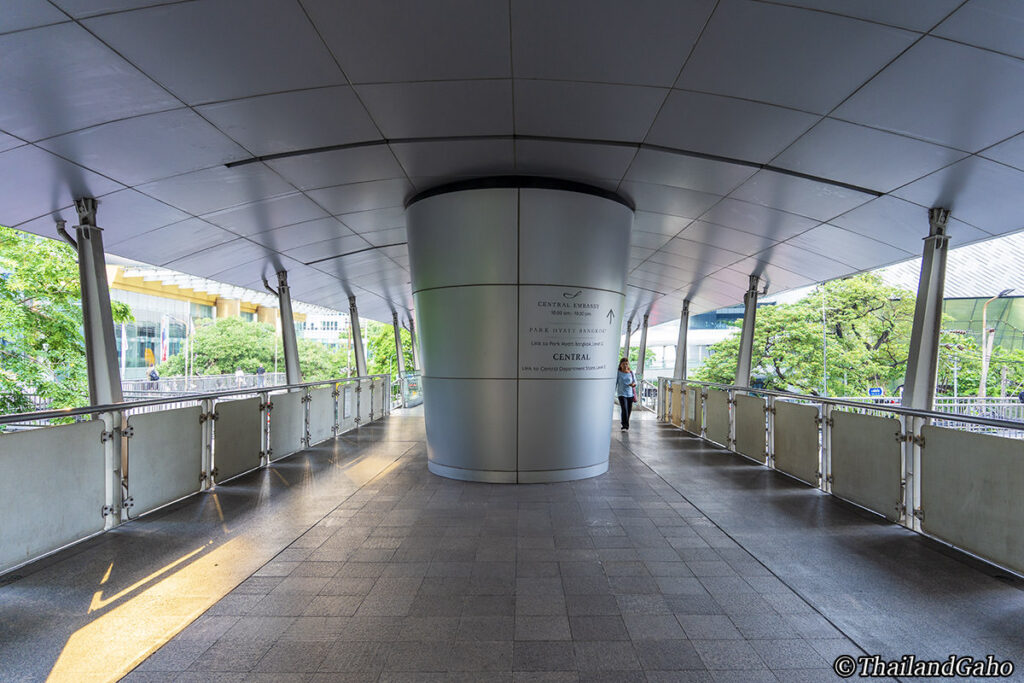 プルンチット駅
